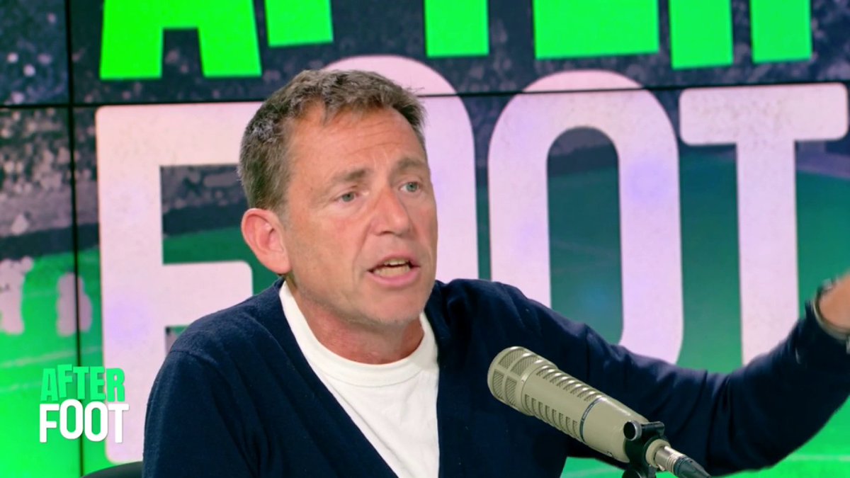 💫⚪🔵 Daniel Riolo répond au débat de Pierre Dorian dans le SMS sur le terme "historique" si l'OM sort des poules de Ligue des Champions : 🗣"Qu'est-ce qu'il reste à un club comme l'OM pour devenir historique aujourd'hui ? Que doivent-ils faire pour marquer l'histoire ?"