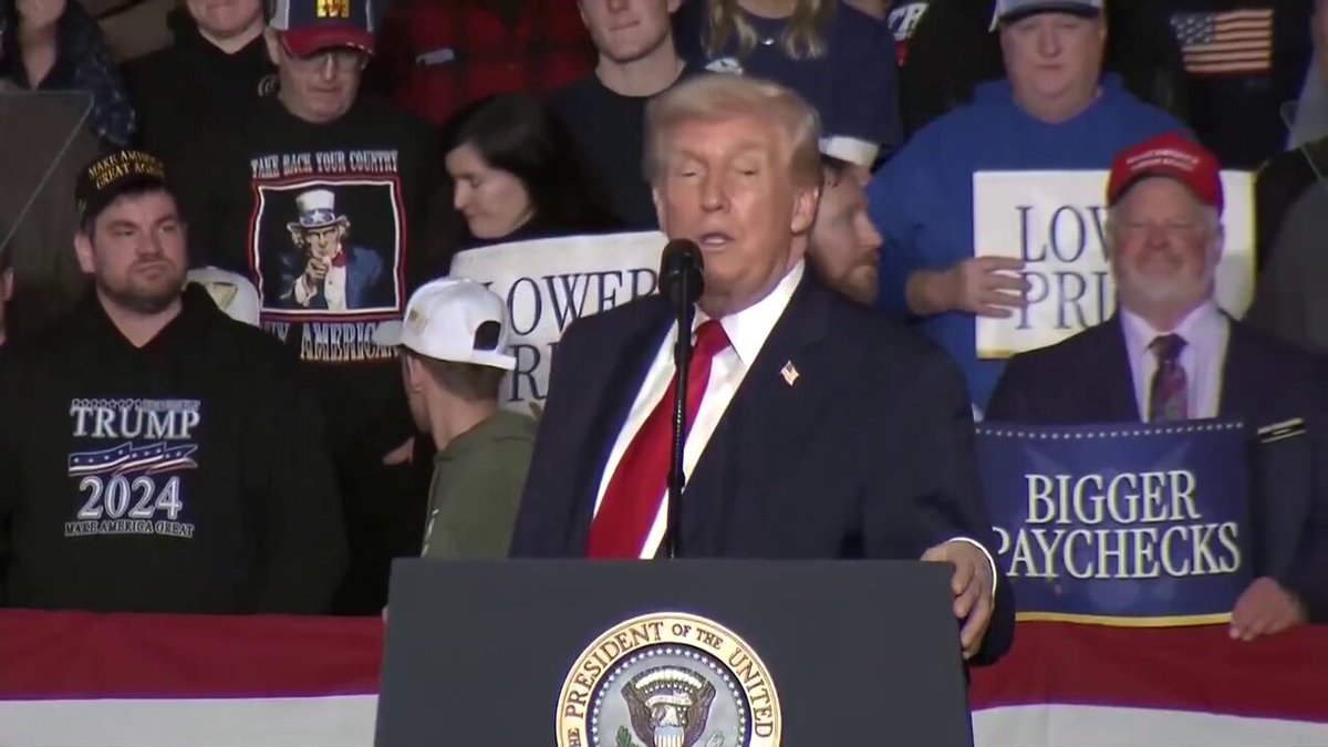 🚨🇺🇸🇮🇷 Trump:- “There’s a beautiful Armada, floating beautifully towards Iran right now” We all know where this is heading….