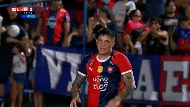 ⚽¡UN BOMBAZO! Golazo de Juan Manuel Iturbe para el segundo tanto de Cerro Porteño. 📺Tigo Sports ▶️Viví el #AperturaAPF2026 por