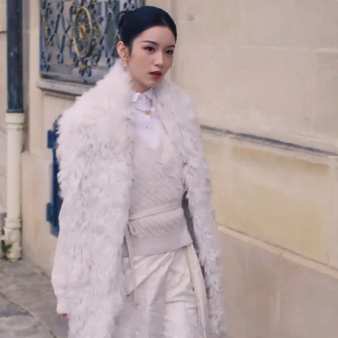 Zhou Ye arriving at the Musée Rodin for the Spring Summer 2026 Haute Couture show. #DiorCouture
