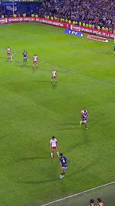 Asi que el mismo que se paro arriba de la pelota estuvo un año sin jugar?