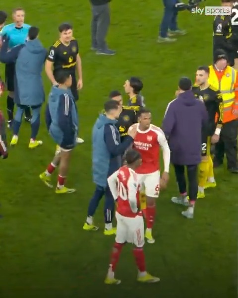 Was this the moment it reached boiling point at full-time? 🔍👀