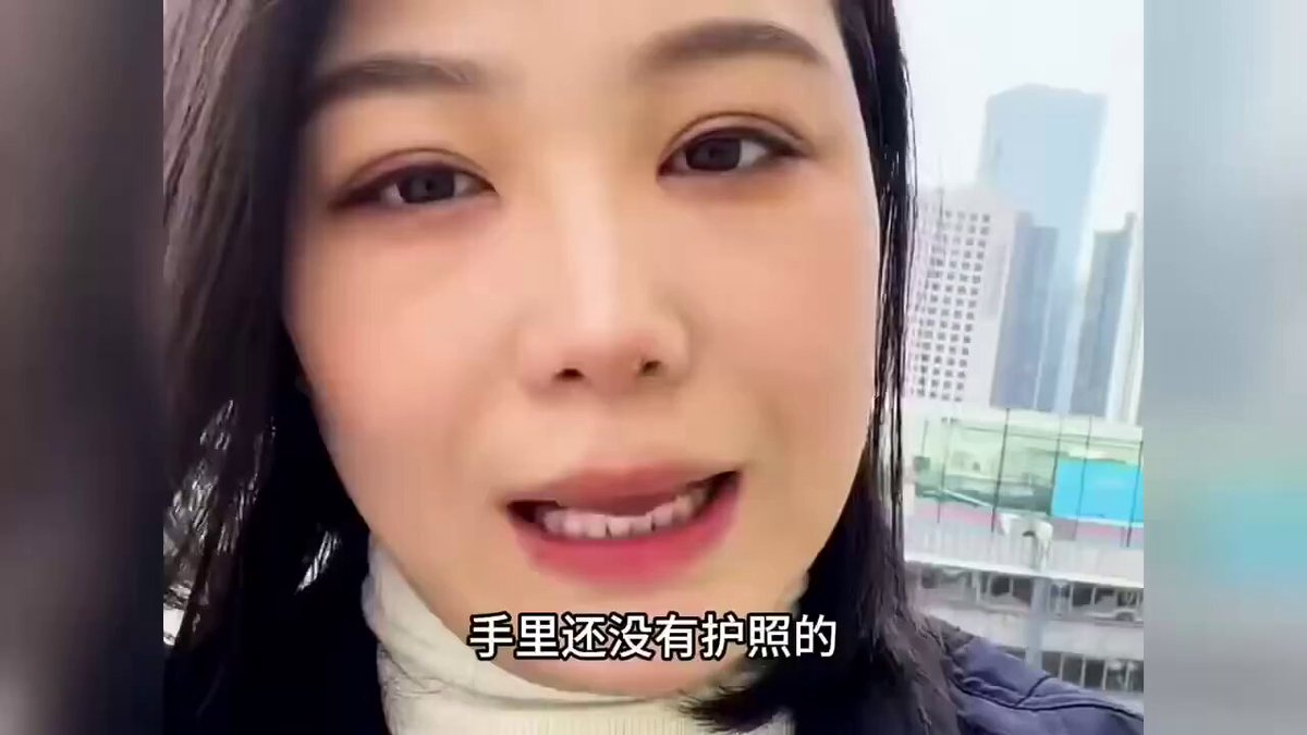 江浙沿海的人都在准备跑，浙江30万人随时准备跑路，很多人排长队办不到护照。资金转不出來，再不跑就跑不掉了，最严外汇管制往外转1000元就被严查，关门打狗之势已成。美签排队300天以上。