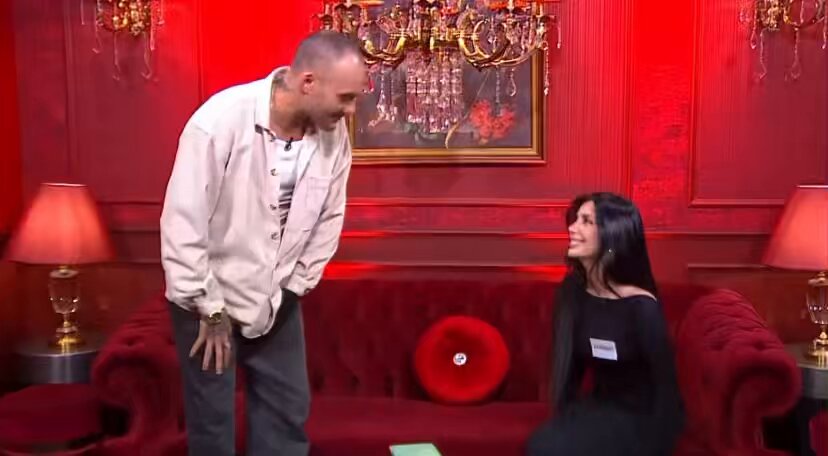 Her boş bulduğunda Belisle ilişkim bitti diyor Belis gurursuzluklar aldı başını yürüdü ya bu nasıl hala Barışla #kısmetseolur