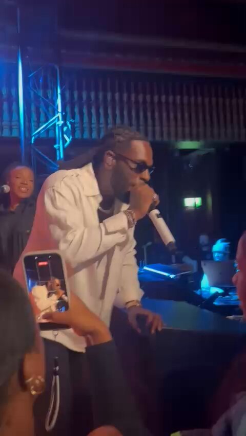Burna Boy’s intimate shows are always fun! everybody in the same room singing along is the best feeling.