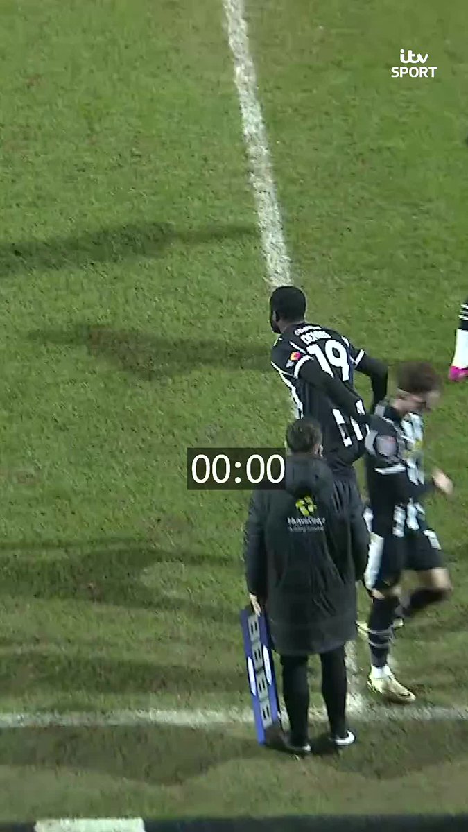 INSTANT IMPACT! 💥 Matthew Dennis scored the winner for Notts County after being on the pitch for 25 seconds 😲 #ITVFootball | EFL | Notts County FC