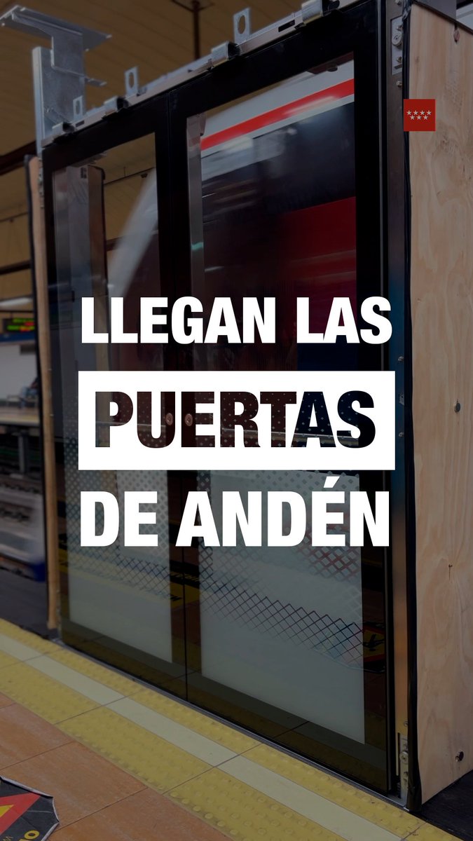 🚇 Ya ha comenzado la instalación de las primeras puertas de andén de la Línea 6 de Metro. ⚠️ Durante la ejecución de los trabajos, las mamparas permanecerán abiertas pero sin funcionar, por lo que es importante que sigamos la señalización de advertencia para mantener la distancia de seguridad adecuada. ✅ Hemos comenzado este proceso en la estación de Legazpi, pero próximamente ya será visible en otras estaciones de la L6.