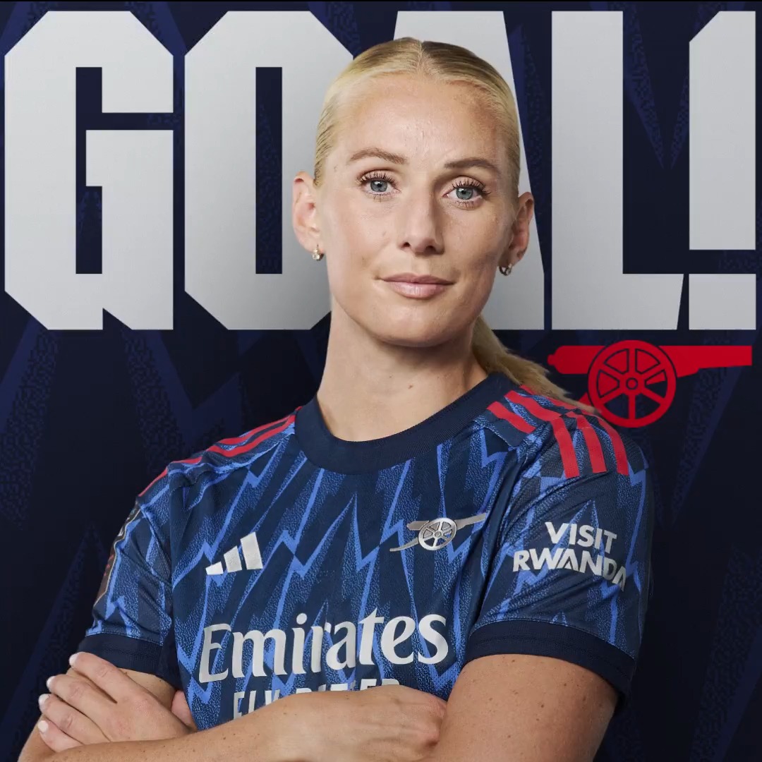WE'RE OFF THE MARK!!!! 💪 Beth delivers a corner deep and Stina heads it over the line to make it 1-0 to The Arsenal! 💥 ⚡️ 1-0 ⚪️ (7)