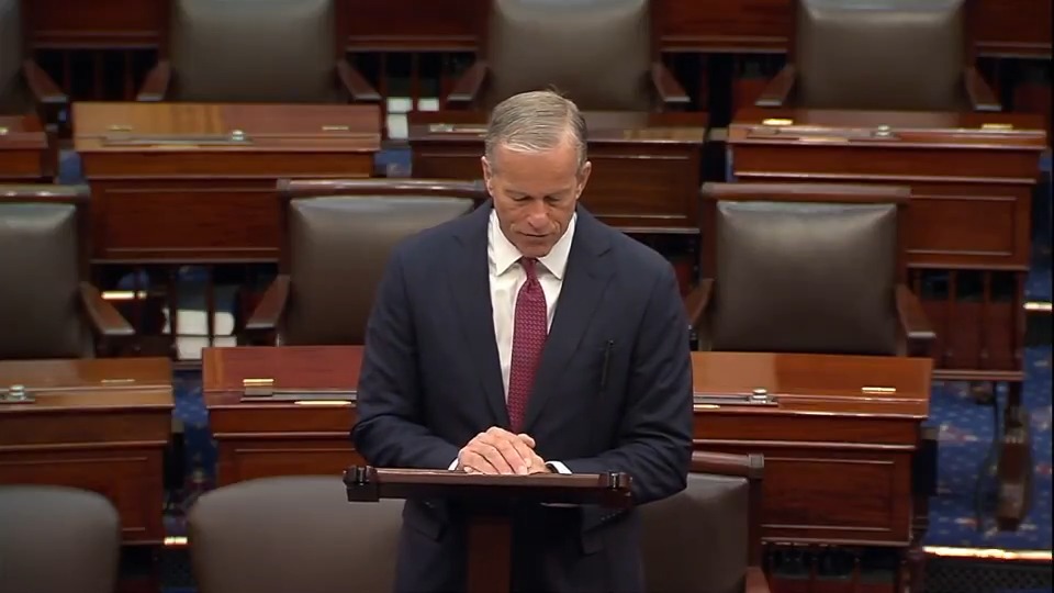 🚨 BREAKING: The pressure on Sen. John Thune to bring the SAVE ACT to a vote is hitting HISTORIC HIGHS — with MULTIPLE GOP senators now jumping on board and MAGA being louder than ever Stop the fraudulent voting. PASS THE SAVE ACT. No compromises! 🇺🇸
