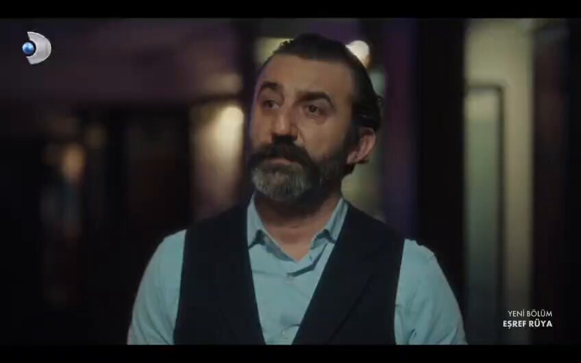 Nisan’da, Eşref’e çekmeye başladı. Eşref’e meydan okuyor ama kız arkadaşı gibi değil de bir mafya lideri, hanımağa şeklinde davranıyor. 😅 #EşrefRüya