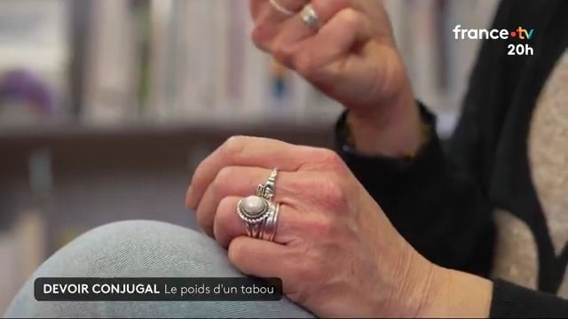 💍 Le devoir conjugal au cœur d’un débat à l’Assemblée nationale : si cette notion d’obligation de rapports sexuels entre époux n’existe pas dans le Code civil, elle a parfois été invoquée devant les tribunaux en cas de divorce. #JT20h