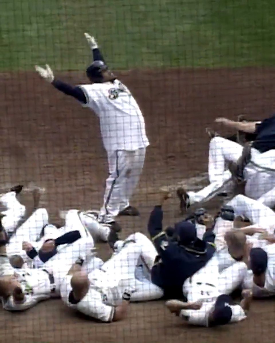 Sometimes I miss Prince Fielder... 🥲 (via MLB Vault)