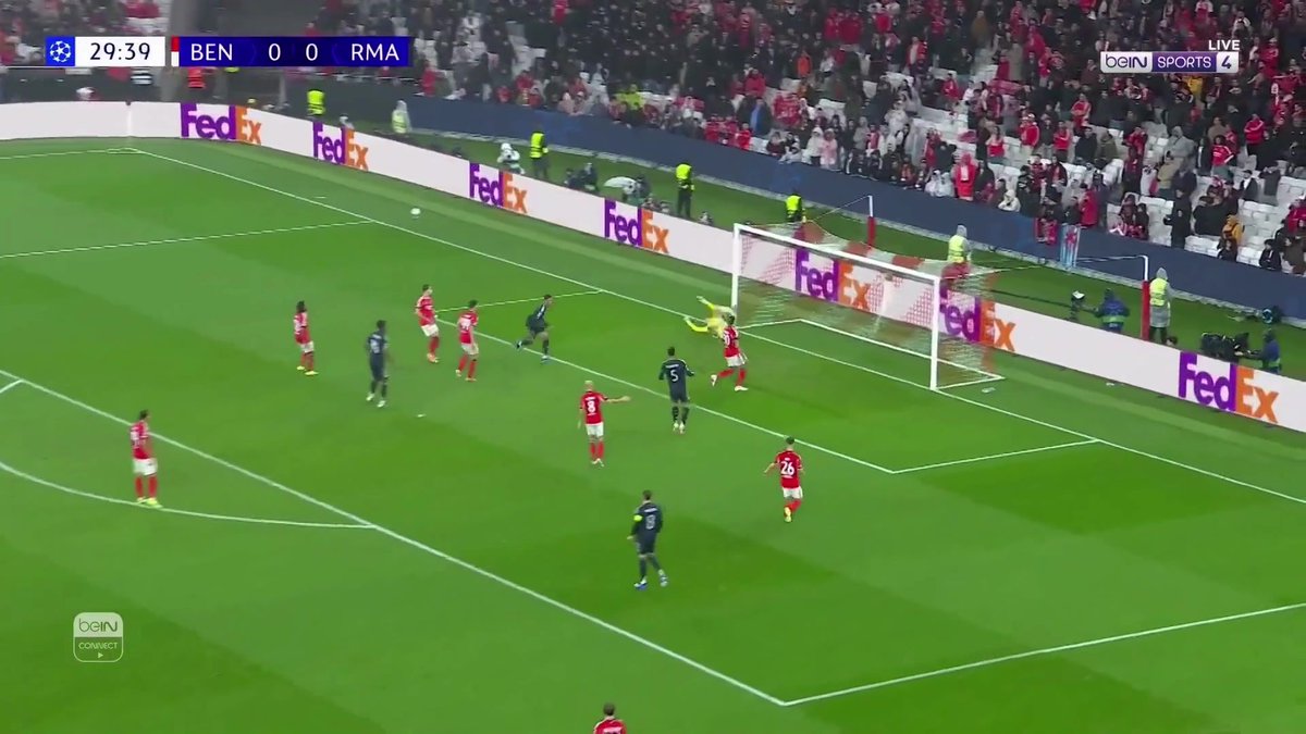 رأسية متقنة من مبابي تهدي ريال مدريد هدف التقدم #دوري_أبطال_أوروبا #UCL | #beINUCL | #beIN18