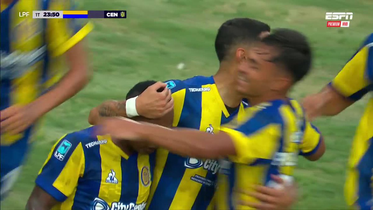 Asistencia de Vicente Pizarro y golazo de Angel Di Maria