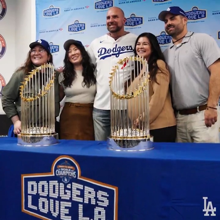 On the next stop of the tour, Dodger Alumni Billy Ashley met with employees at the City of Los Angeles Emergency Management Department to recognize their dedication and service to our communities. #DodgersLoveLA