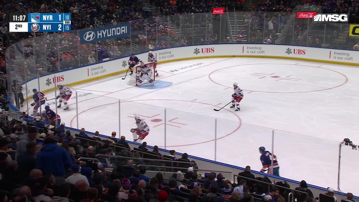 The Rangers just took three UNRELATED penalties on the same shift… might be the most unintentionally impressive thing in NHL history 😭