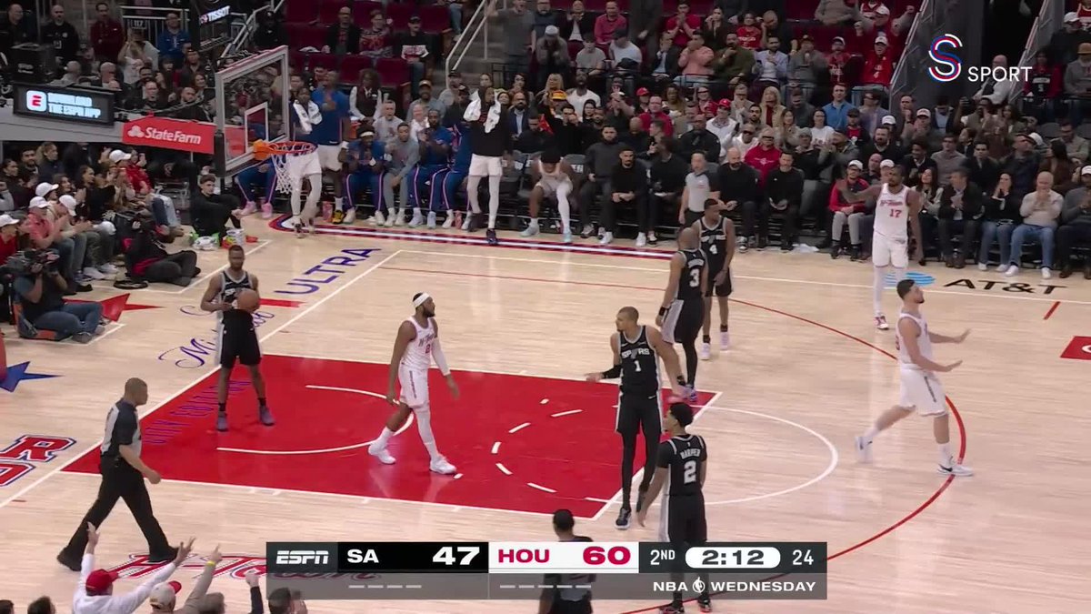 Alperen Şengün, Wemby'e karşı basketfaul alarak "Calma" yaptı! 🤫