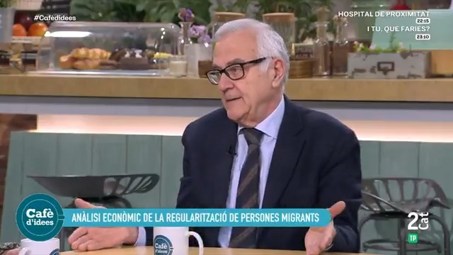 Doncs mireu, no sé quant de temps li duraran els micròfons a en miquel puig, probablement no gaire, però el que està fent últimament explicant la realitat del país és important. Els experts ja no tenen por al què diran. Les cares parlen per si soles.