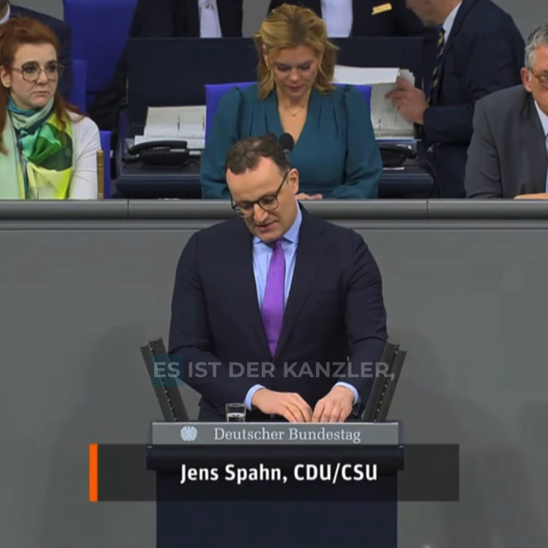 „Es ist der #Kanzler, es ist Friedrich #Merz, der unser Land führt - in dieser herausfordernden Zeit. Er führt in #Europa, er hält die Staats- &amp; Regierungschefs zusammen. (...) Und er hat unsere ausdrückliche Unterstützung in der Koalition.” Jens Spahn