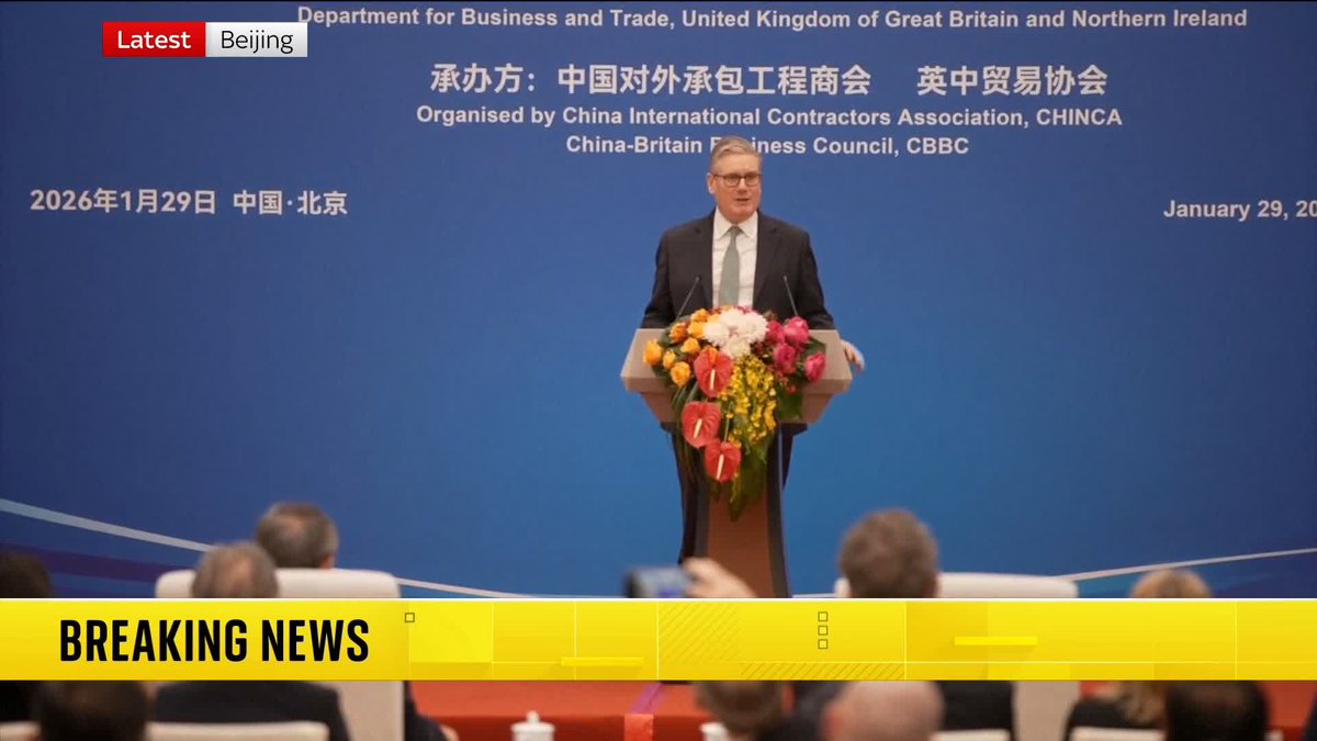 BREAKING: Sir Keir Starmer says "re-engaging with the world" is "how we deliver for the British people" in a speech in Beijing. He says the UK wants to build a "consistent, long-term, comprehensive and strategic relationship with China." 🔗 📺 Sky 501