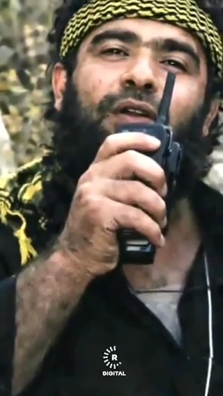 #VÎDEO - "Endazyarê tunelan" li Kobaniyê hat kuştin 🛑 Ebû Museb Şenan endazyarê tunelan ê Artêşa Ereban a Sûriyeyê bû lê li Kobaniyê hat kuştin 🎙️ Şaho Emîn: Şervanan mirovkujek kir text