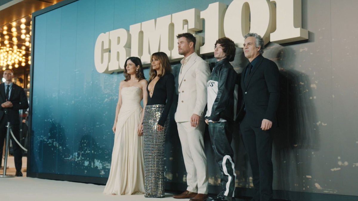 Here is the LONDON premiere for CRIME 101 based on my book of the same name. The film is out ONLY IN THEATERS Feb 13.