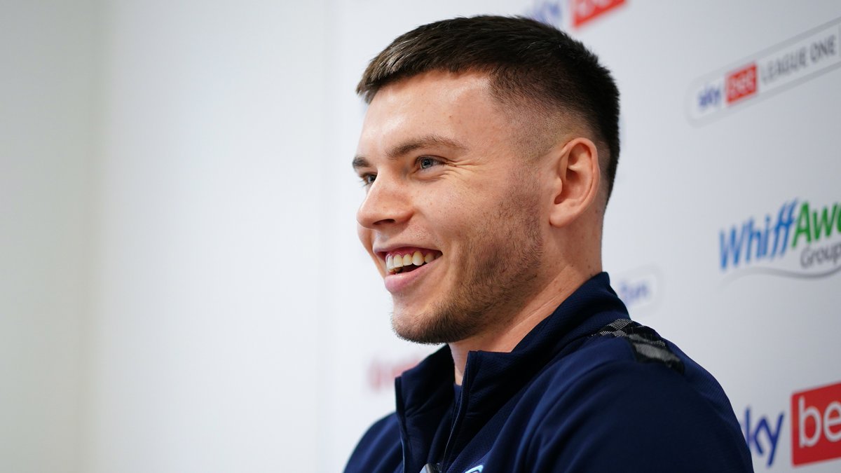"The fans gave me a great send-off at the end of last season and hopefully they bring the numbers and the noise next week when I’m back at Adams Park." Aaron Morley speaks for the first time as a permanent Wycombe Wanderers player 🎤