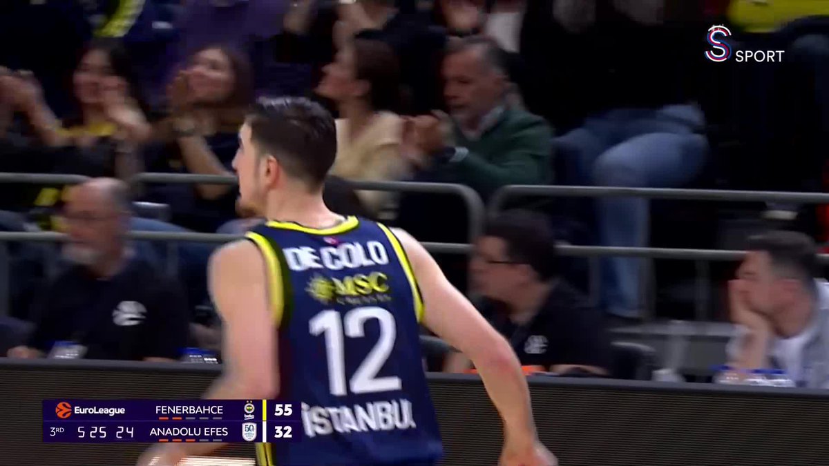 Nando De Colo'nun üçlüğüyle Fenerbahçe farkı 23 sayıya çıkardı. 🧡🎉SPORX koduyla S Sport Plus yıllık paketi 400 TL indirimli satın al! ➡ S Sport Plus #İşBirliği