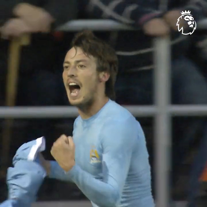 David Silva's first Premier League goal doesn't get talked about enough!!!