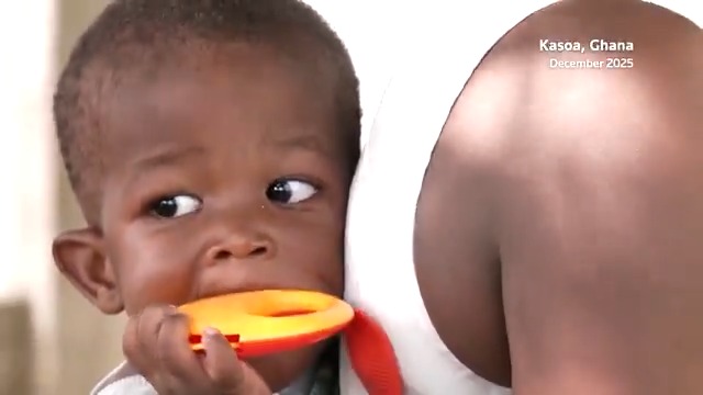 REFILE: New vaccines are helping Ghana approach its goal of ending child deaths from malaria, but aid cutbacks by the US and other donors could mean fewer children benefit in Africa. We will delete a post containing incomplete information