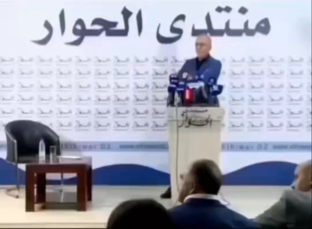 🇩🇿👏🏻 Un imam algérien adresse un message ferme à Hafid Derradji, qu’il mesure ses propos, évite la 𝗙𝗜𝗧𝗡𝗔 et cesse de diviser les deux peuples. Il dénonce aussi les violences commises par les U17 algériens, lorsqu’ils ont frappé des joueurs marocains en Algérie. 🇲🇦