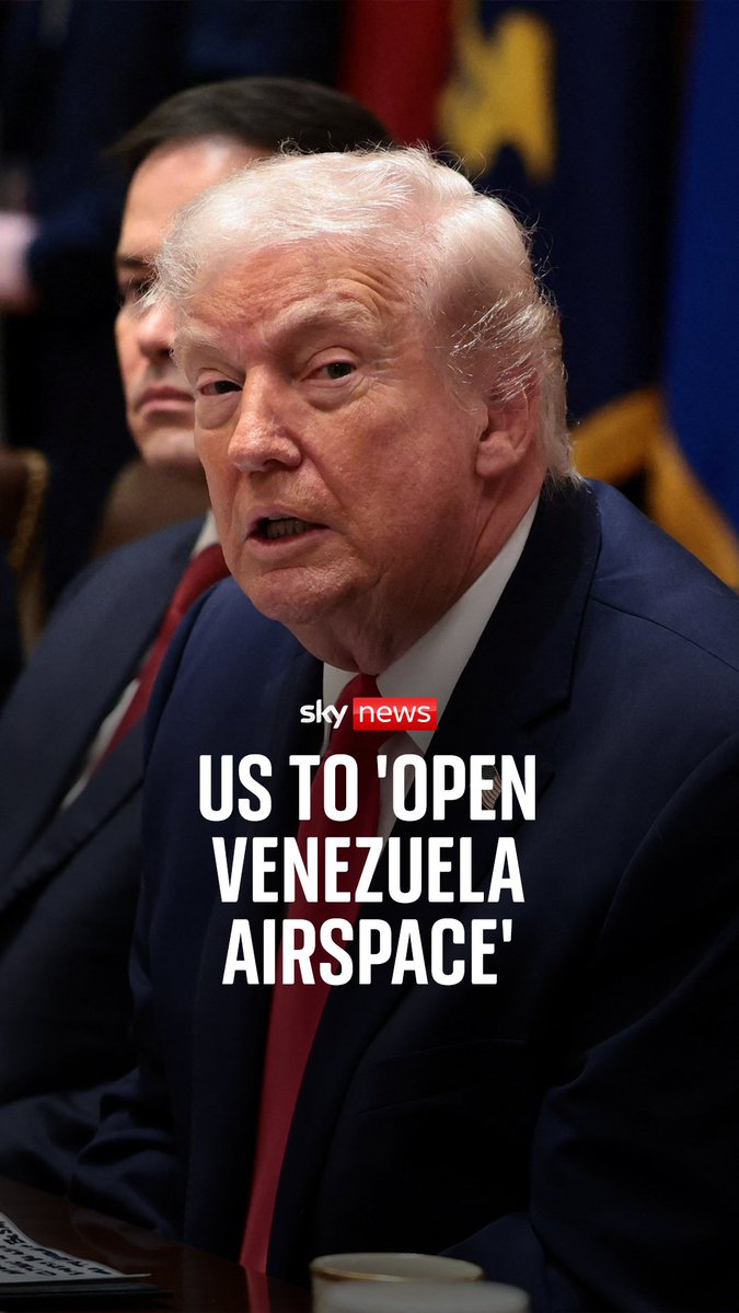 The US president stated that he has ordered the opening of Venezuelan commercial airspace, during a press conference at the White House.
