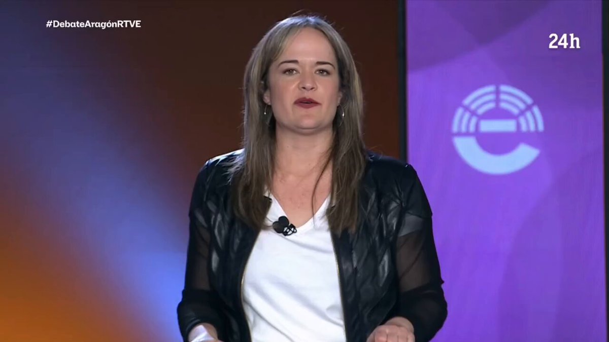 María se tuvo que ir de su casa cuando un fondo buitre compró el bloque entero y ha encadenado trabajos precarios. María es una mujer feminista, valiente y la candidata de Podemos para las elecciones aragonesas del 8F. Brutal este minuto de oro.