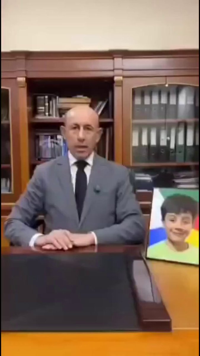 سوريا تمتلك اسوء اقليات على وجه الكوكب لذلك الولاءات اهم من الكفاءات