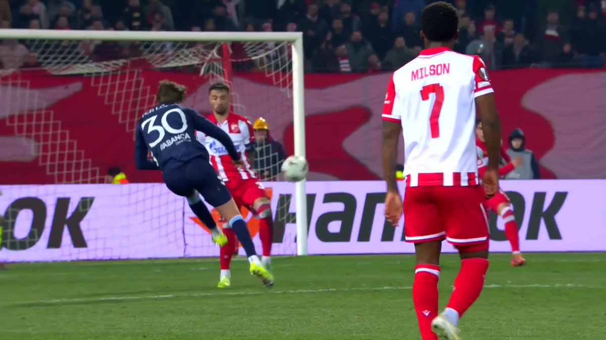 Quaresma-esque 😮‍💨 Fer López with an absolute beauty on his return to Celta 💫 📺 TNT Sports &amp; discovery+ UK