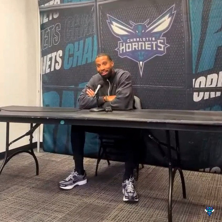 🎙️ Charles Lee on Kon Knueppel: "He's got a great level of physicality. He's a lot stronger than you think, and he uses that to his advantage. On top of his basketball IQ, he's always in the right spots and really impacting the defense—whether he's on the ball or off the ball."