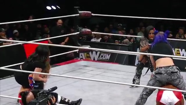 #ROH Women’s World Champion Athena is ROH & All Elite! puts HYAN ハイアン and maya world 🤩 on notice with a challenge for NEXT WEEK at ROH x Metroplex Wrestling Global Wars! 📺 Watch ROH TV on #HonorClub at