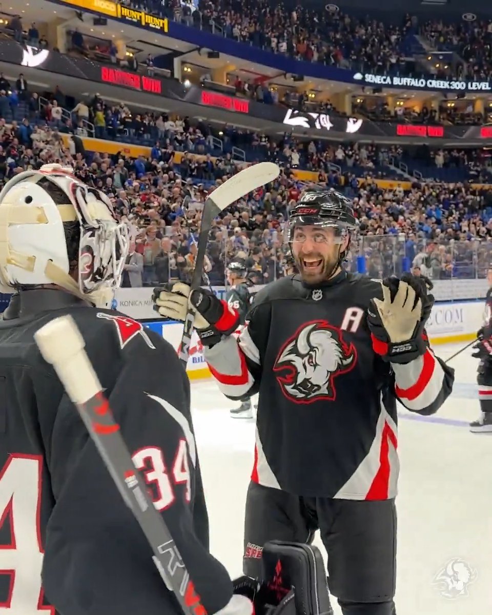 That’s a franchise record 10-Game win streak for Alex Lyon 🔥