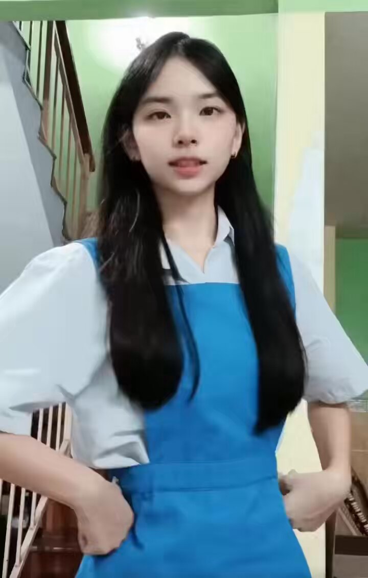 很合身的校服 + 可爱的女学生