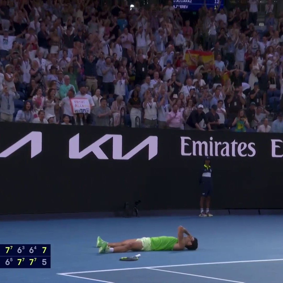 "WE HAVE NEVER SEEN THE LIKES OF THIS HERE!" 😲 Carlos Alcaraz digs deeper than he has ever had to before in Melbourne to make his first-ever Australian Open final 💪