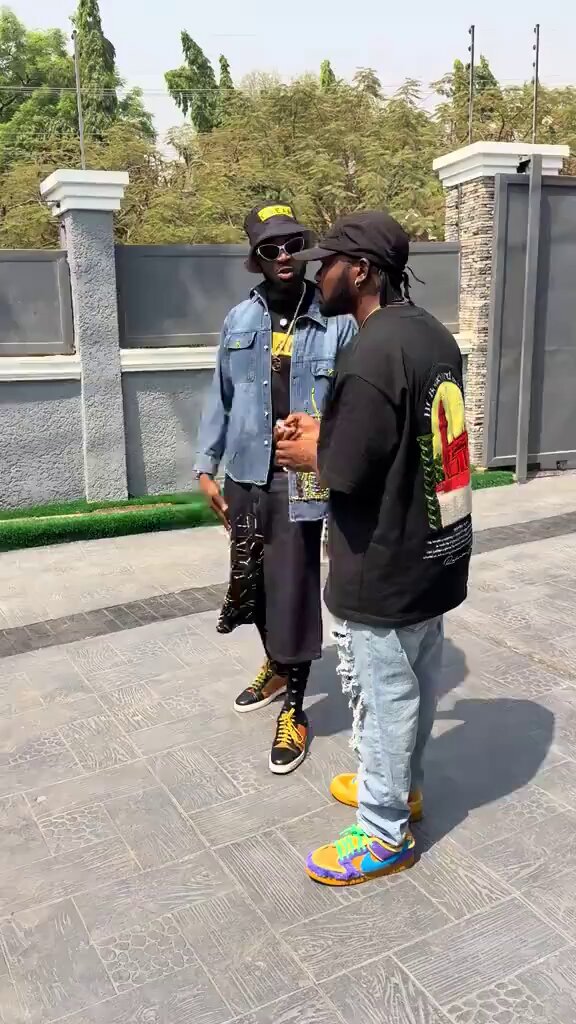 D’banj gifted Slimcase a brand new car. See his reaction 🥺😂❤️