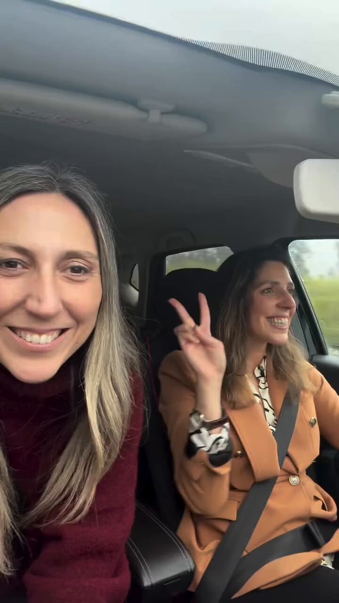 A Cristina Rodrigues, com outra deputada do CH, a mostrar toda a sua alegria por se irem "juntar à campanha de André Ventura", a caminho das zonas afectadas pela tempestade. Eles querem lá saber de quem sofre. Para eles tudo é uma festa constante.