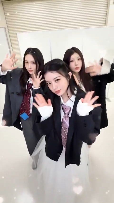 メロい恋🫶ꔛෆ 🎧ストリーミング試聴はこちら #ILLIT_SundayMorning #ILLIT #아일릿 #姫ダンス #HIMEDANCE