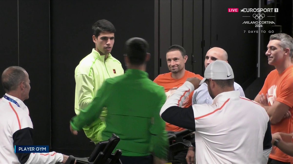 La felicitación de Djokovic a Alcaraz tras meterse en la final 🩵 #AO26