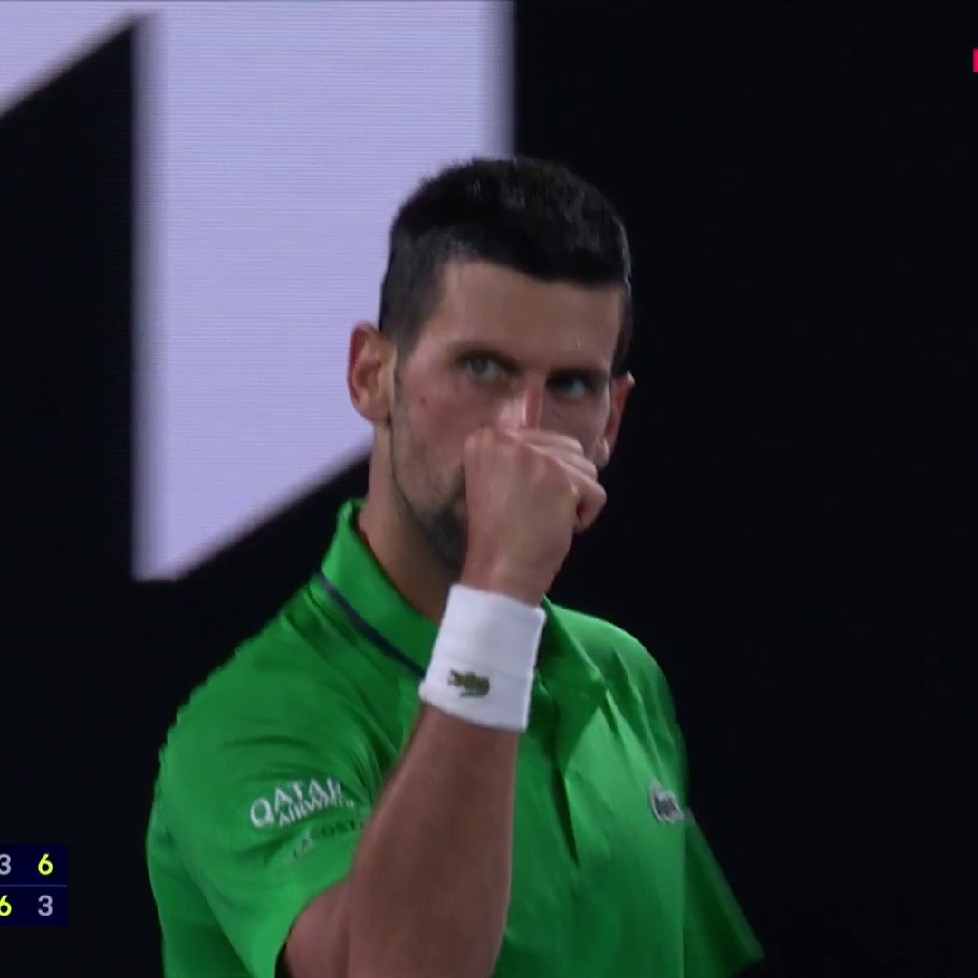 Djokovic revient à hauteur de Sinner ! Le Serbe recolle à un set partout (3-6, 6-3) après une deuxième manche parfaitement négociée. L'Open d'Australie, c'est en exclusivité sur Eurosport et HBO Max #AO26 #HomeOfTennis
