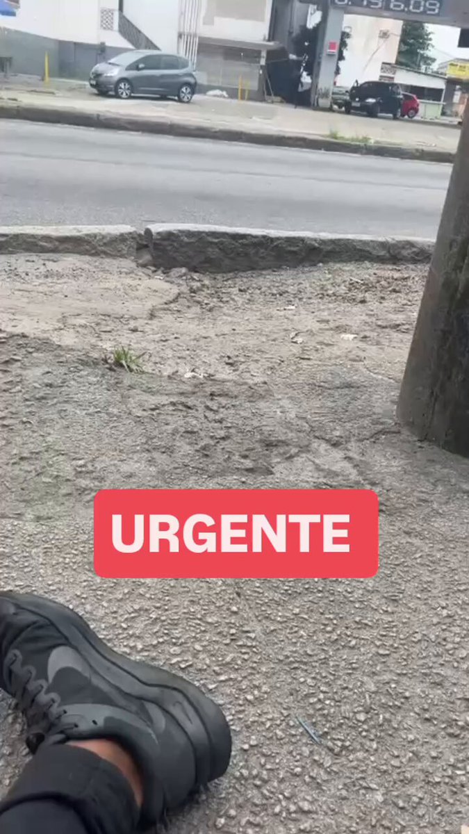 Intenso tiroteio neste momento no Complexo de Israel em Parada de Lucas e Vigário Geral com reflexo na Av Brasil! Evite a localidade!