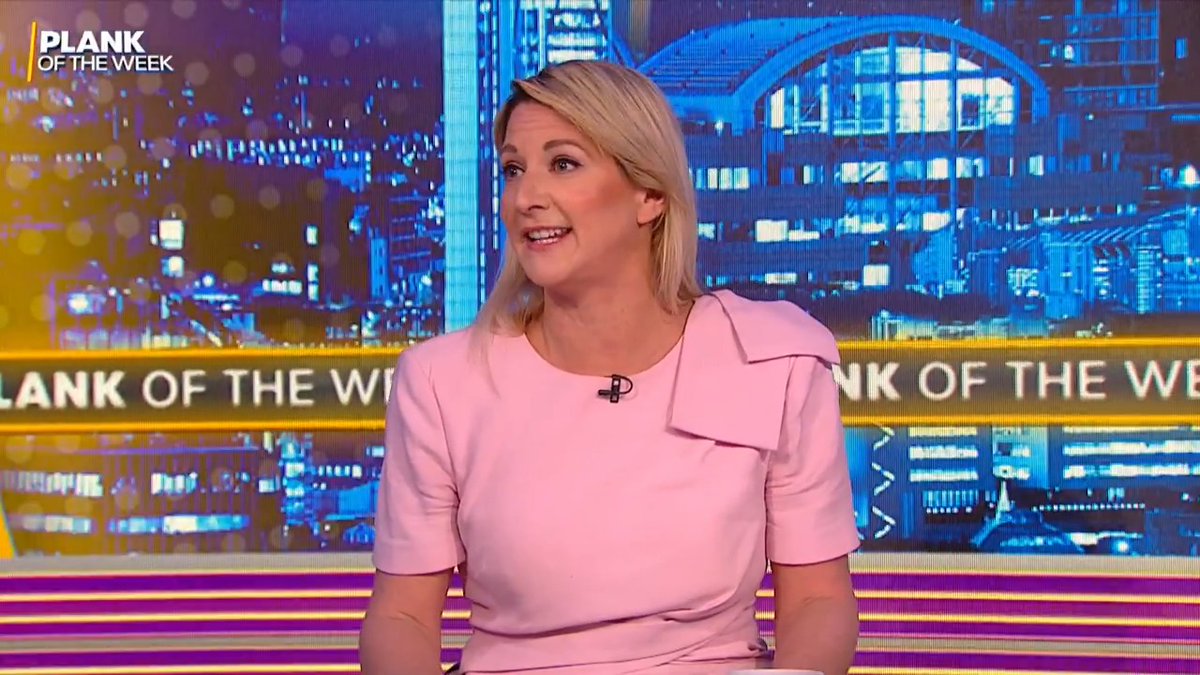 Alex Phillips slams Keir Starmer for visiting China. "Why is he going to Beijing with a giant charity cheque? They've all been hacked by the Chinese!" PLANK OF THE WEEK ➡️ Kevin O'Sullivan Alex Phillips Chloe Dobbs Adam Brooks AKA EssexPR 🇬🇧 Ellie Hodges