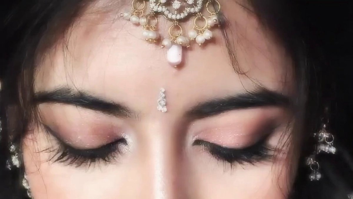 Have you ever heard about Indian baddie? Yes she iss!!!
