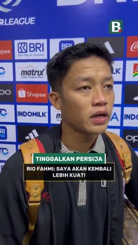 Dengan mata sembab, Rio Fahmi mengaku berat meninggalkan Persija meski statusnya nanti hanya pinjaman hingga akhir musim. #bolacomid #blcbm #blclpt #riofahmi #persija