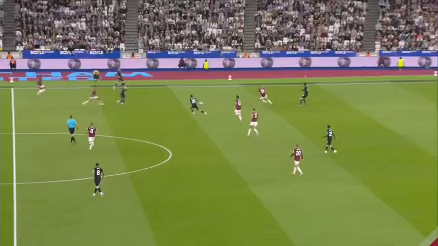 Last time out when Chelsea faced West Ham in the PL 🥶✨ The Hammers 🔨 were hammered 🔨 with their own hammer 🔨